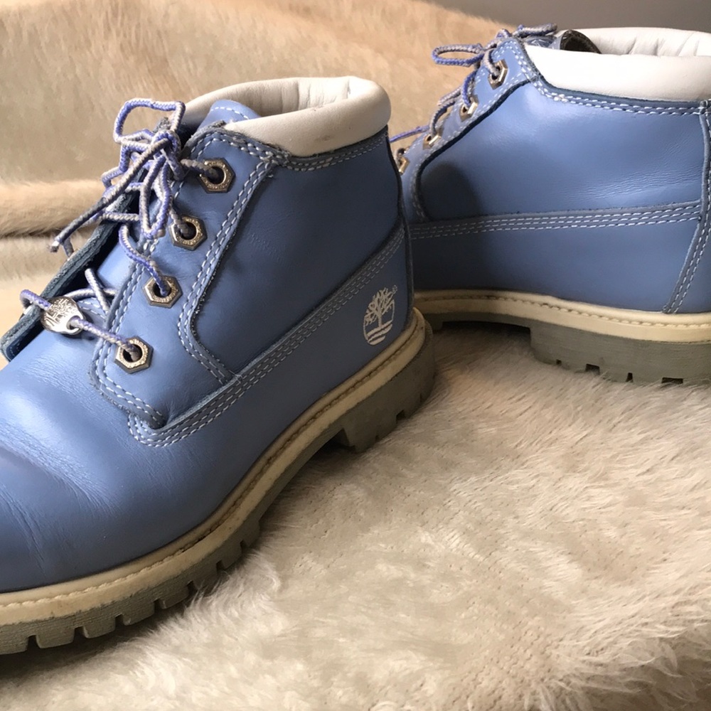 Timberland light blue lace up booties size 7